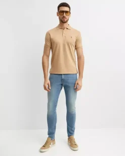Beżowa koszulka Classic Fit
