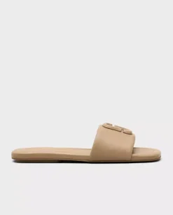 Beżowe klapki The J Marc Leather Sandal