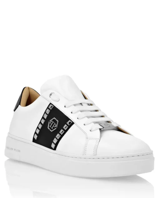Białe sneakersy Lo-Top