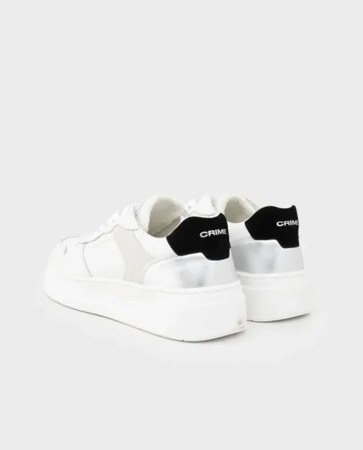 Białe sneakersy Magnetic