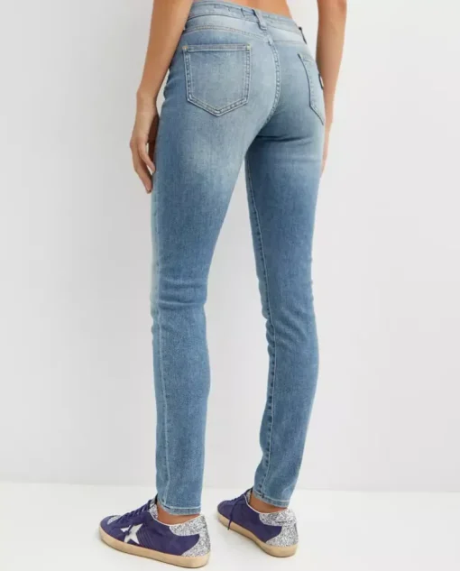 Błękitne jeansy z logo Super High Waist