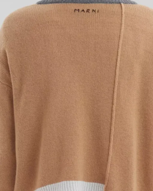 Brązowy sweter z kaszmiru