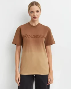 Brązowy t-shirt z logo