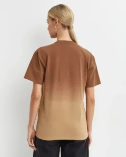 Brązowy t-shirt z logo