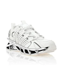 Buty sportowe na ozdobnej podeszwie