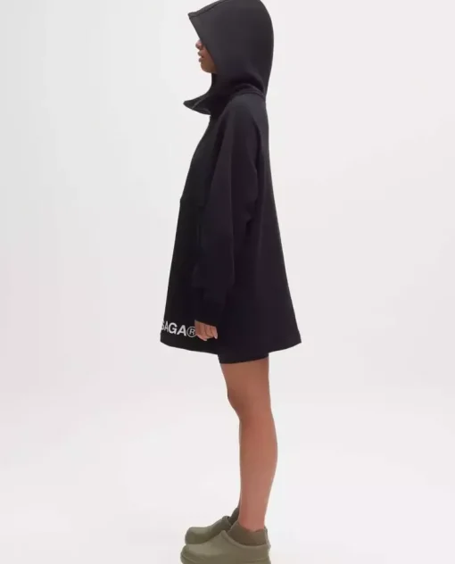Czarna bluza oversize z kapturem