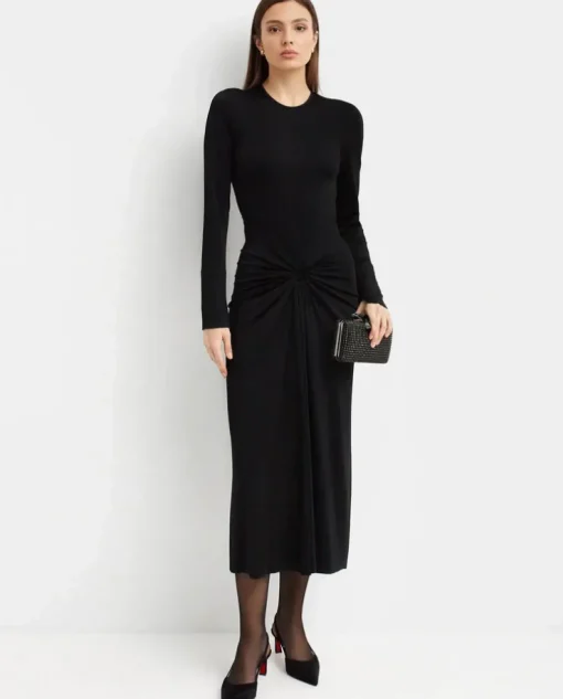 Czarna sukienka maxi