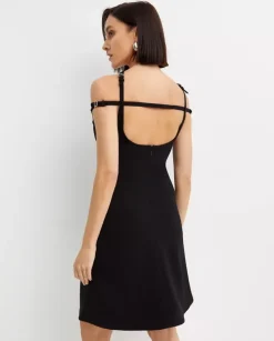 Czarna sukienka mini