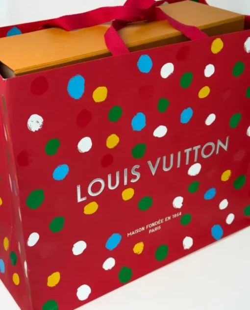 Czarna torebka Louis Vuitton x Yayoi Kusama