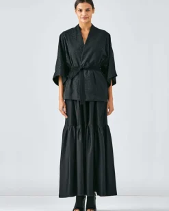 Czarne kimono z żakardowym wzorem