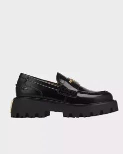 Czarne loafersy na platformie