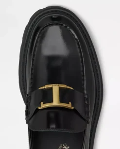 Czarne loafery ze skóry z logo