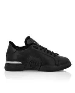 Czarne skórzane sneakersy