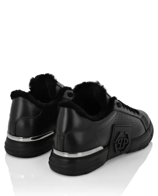 Czarne skórzane sneakersy