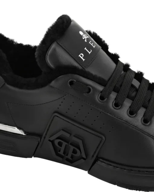 Czarne skórzane sneakersy