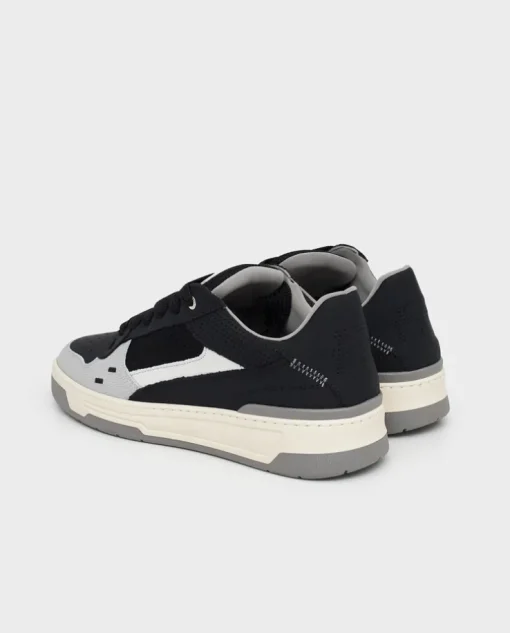 Czarne sneakersy Cruiser