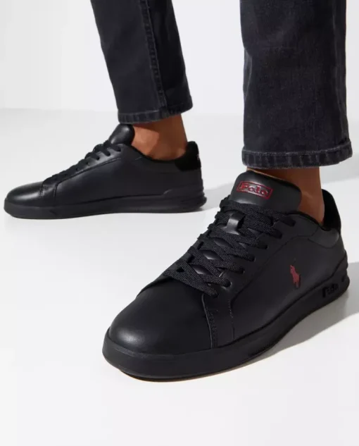 Czarne sneakersy z czerwonym logo