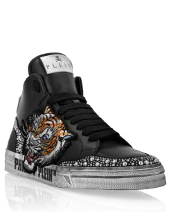 Czarne sneakersy z wysoką cholewką