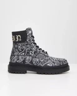 Czarne trapery Paisley