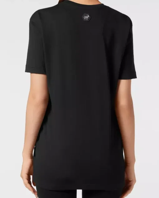 Czarny bawełniany t-shirt z haftem