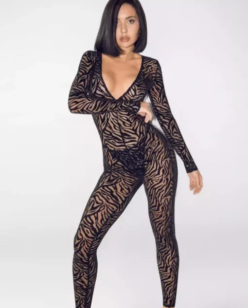 Czarny maxi kombinezon z printem Kendall