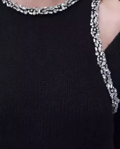 Czarny sweter ze zdobieniami Monroe