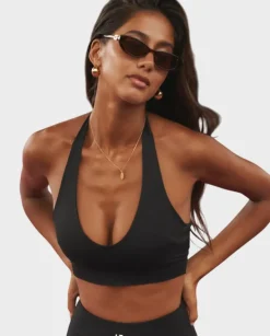 Czarny top sportowy Leisure Halter