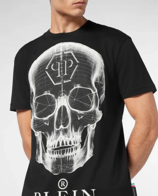 Czarny T-shirt z dużym printem