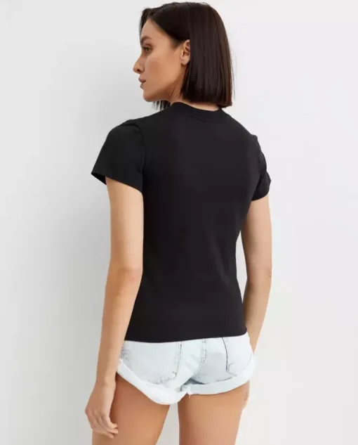Czarny t-shirt z logo