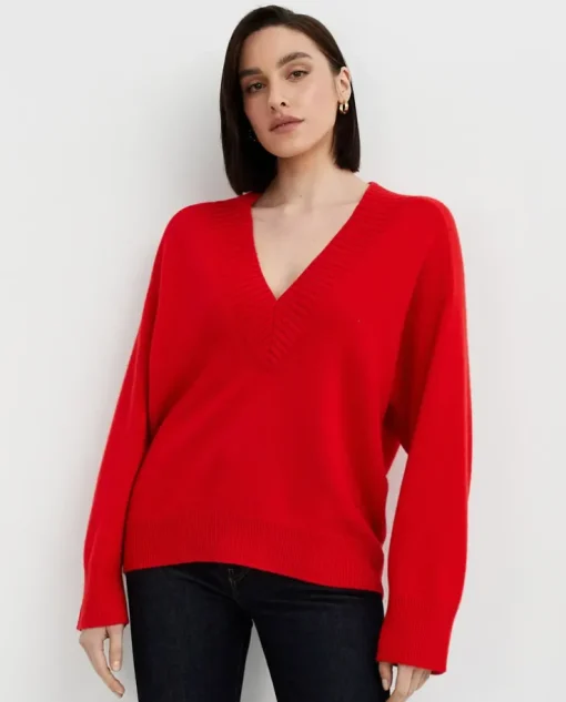 Czerwony kaszmirowy sweter