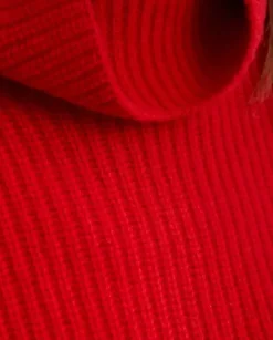 Czerwony sweter z golfem