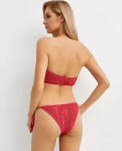 Góra od bikini w palmy Blake