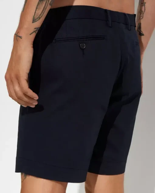 Granatowe spodenki Chino