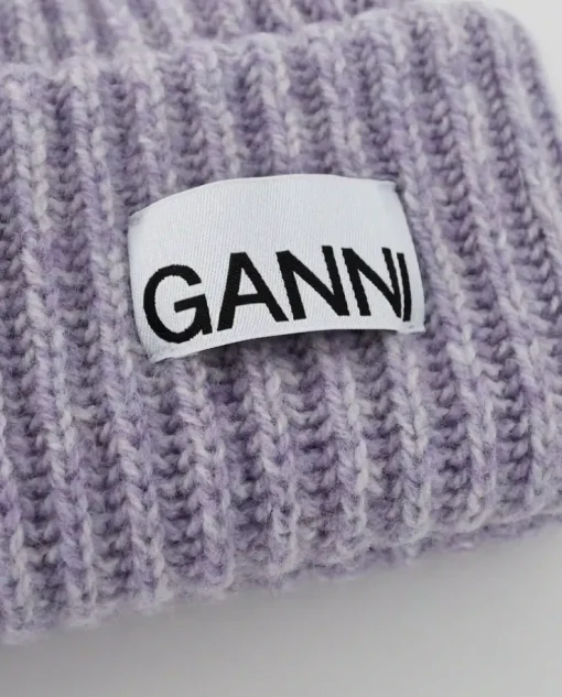 Jasnofioletowa czapka beanie