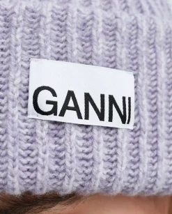 Jasnofioletowa czapka beanie