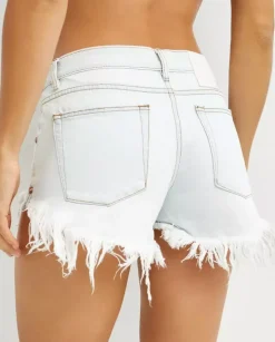 Jasnoniebieskie jeansowe shorty