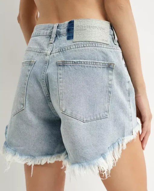 Jeansowe shorty ze średnim stanem