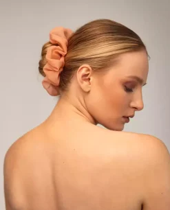 Jedwabna różowa gumka Giselle