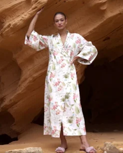 Lniane kimono w kwiaty Nuphar Mykonos