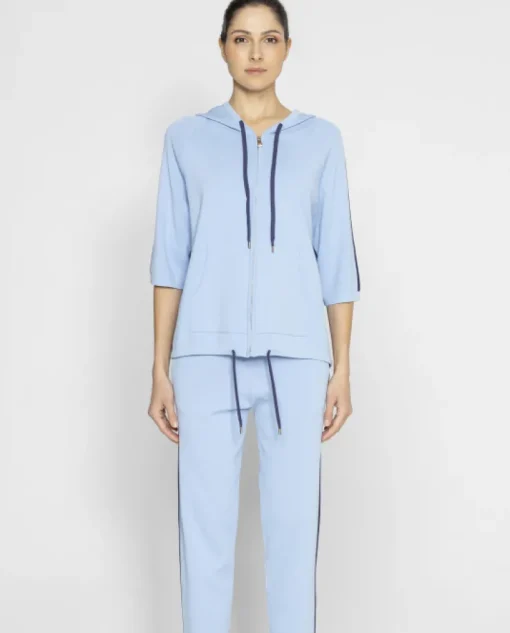 Niebieska bluza z rękawami 3/4