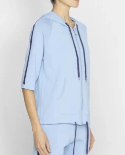 Niebieska bluza z rękawami 3/4