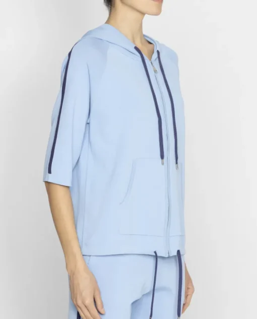 Niebieska bluza z rękawami 3/4