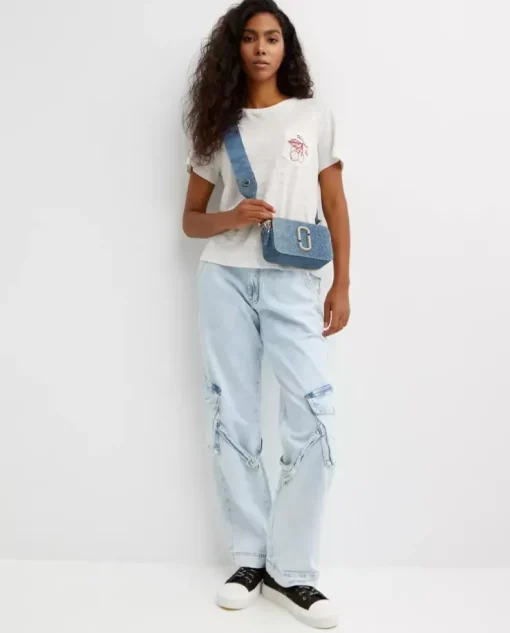 Niebieskie jeansy w typie cargo