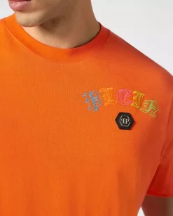 Pomarańczowy t-shirt z kryształowym logo Gothic