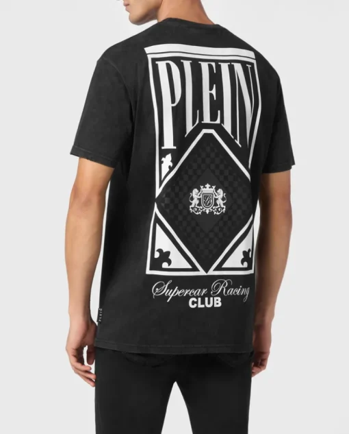 T-shirt z dużym nadrukiem na plecach