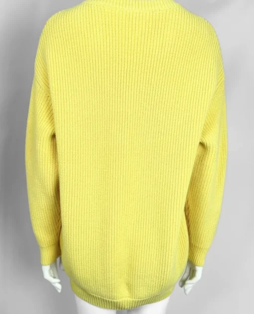 Żółty sweter oversize