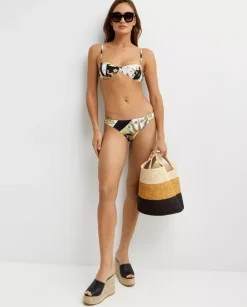 Wzorzysty dół od bikini