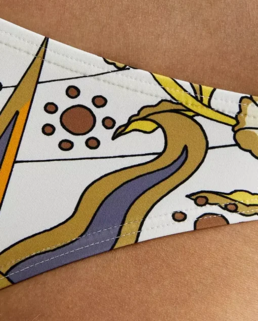 Wzorzysty dół od bikini