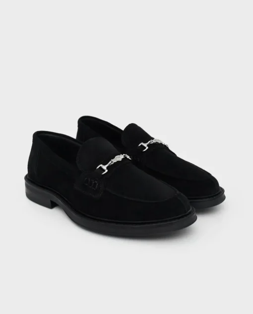Zamszowe czarne loafery